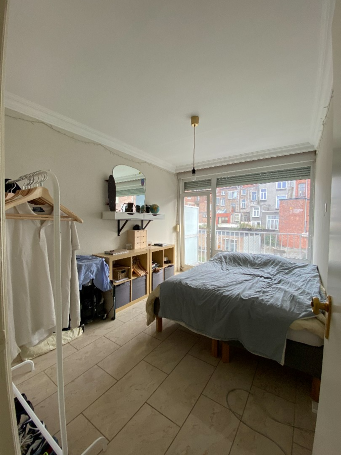 Appartement met 2 slaapkamers en terras te Gent 