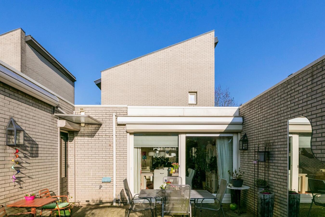 Semi-bungalow verkocht in Dordrecht