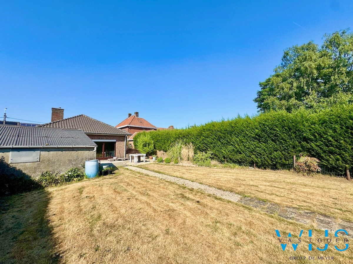 Ideale bungalow op 930m&#178; in Ertvelde 