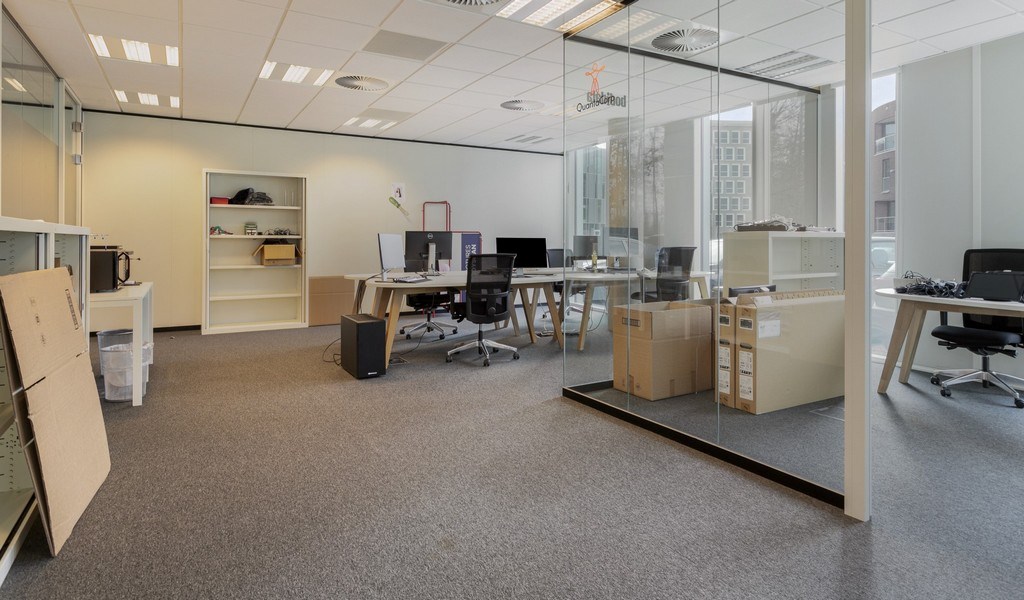 Recent kantoorgebouw te koop op topligging in Gent