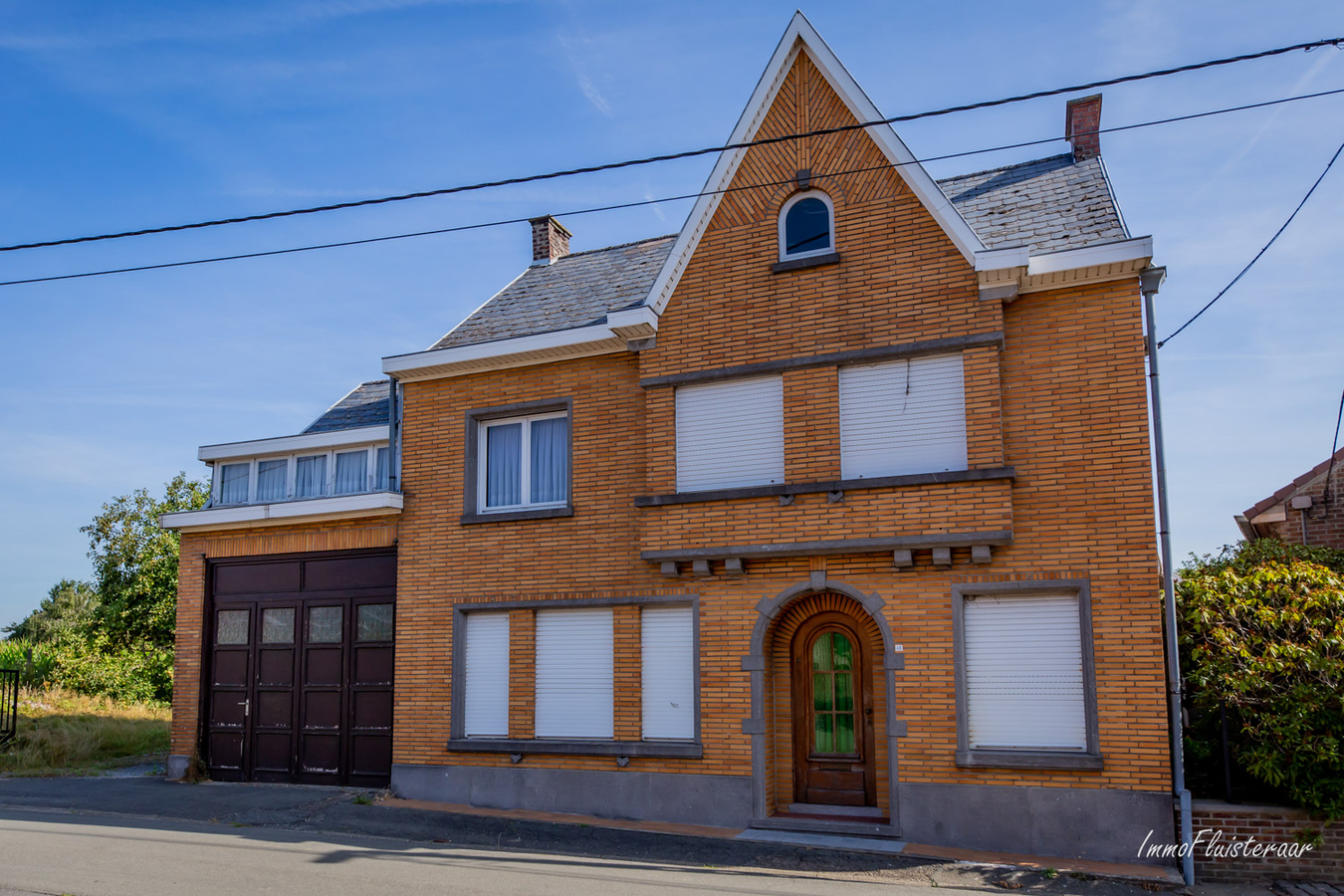 Ideaal gelegen te renoveren/te slopen woning te Zottegem op  4320m2. 