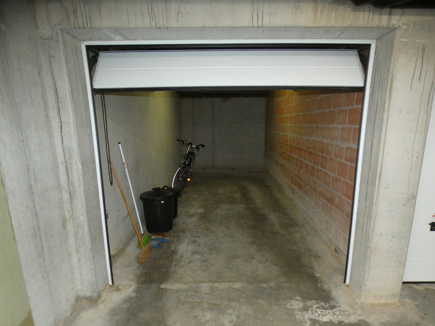 Garage, gunstig gelegen, Torhout 