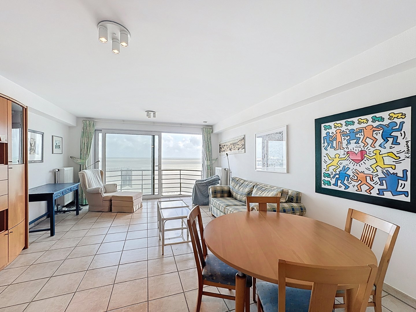 Centraal gelegen appartement met FRONTAAL ZEEZICHT 