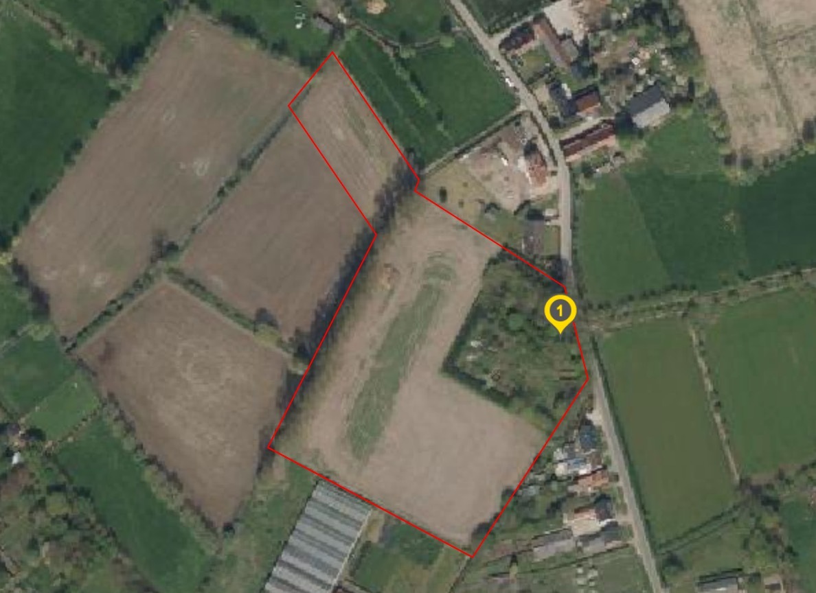 Mooi gelegen perceel bouwgrond met akkerland (weiland) van ruim 2,3Ha te Destelbergen 