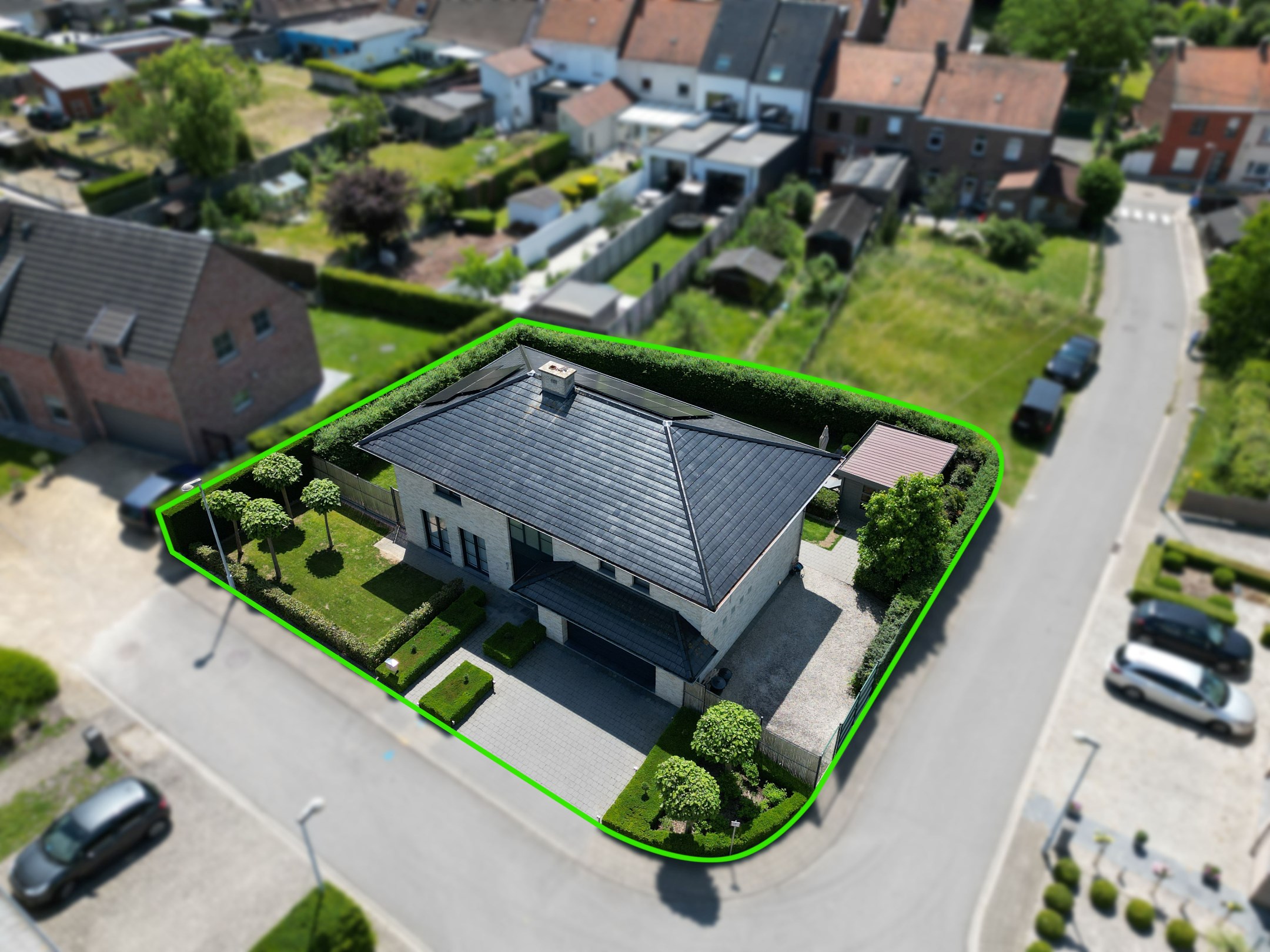 ENERGIEZUINIGE GEZINSWONING MET ZUIDGERICHTE TUIN 