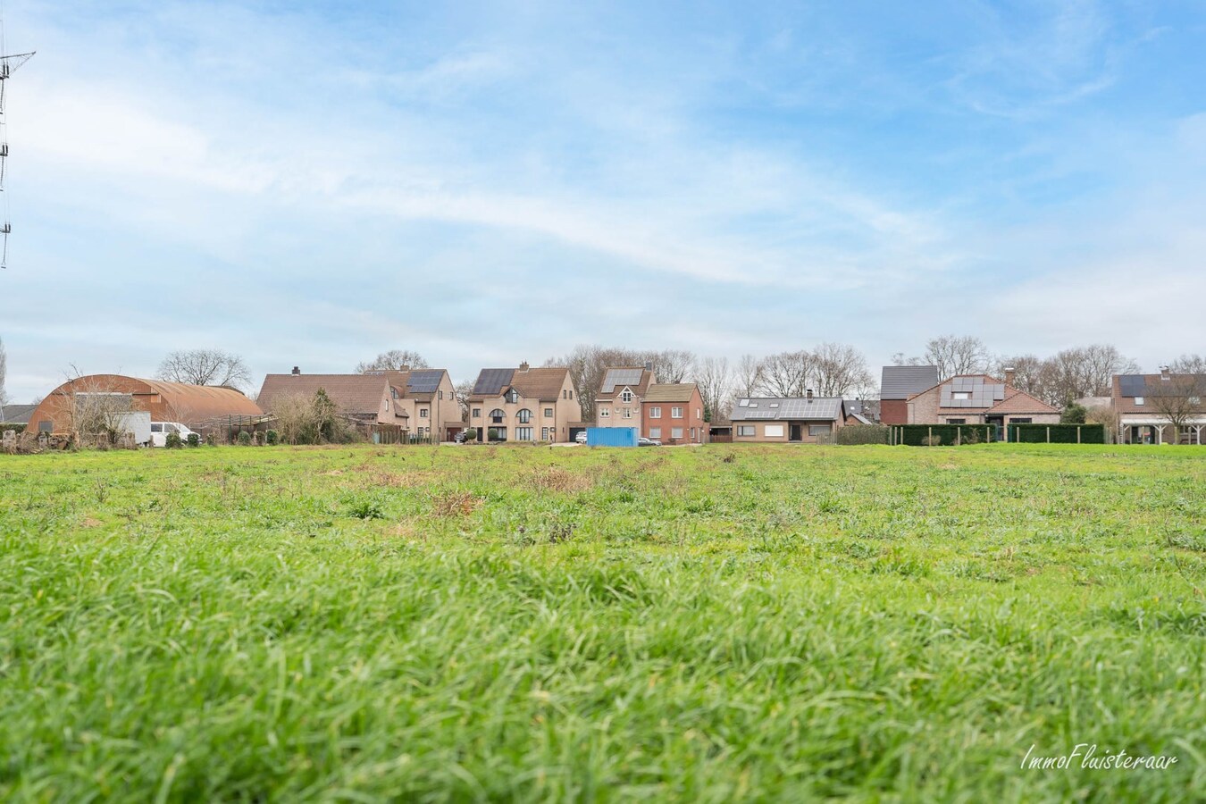 Bouwgrond met achterliggende grond op ca 50 are te Geel 