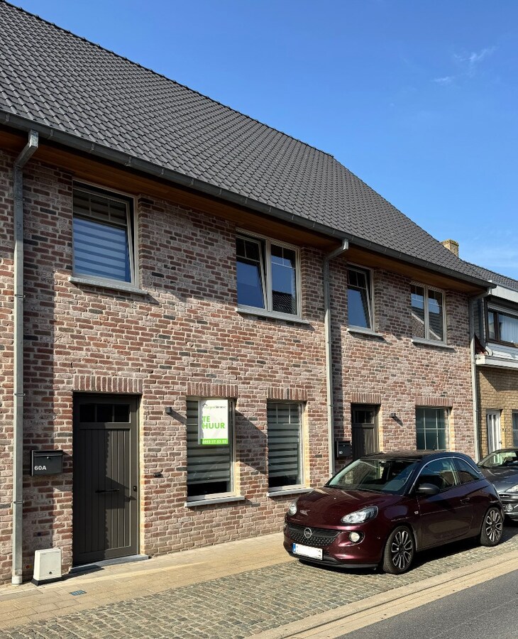 Woning met 4 slaapkamers en garage te Koekelare 