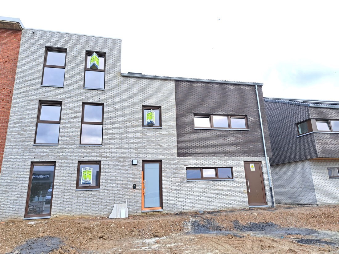 Mooi ruim energiezuinig nieuwbouw duplexappartement te Dilsen-Stokkem 
