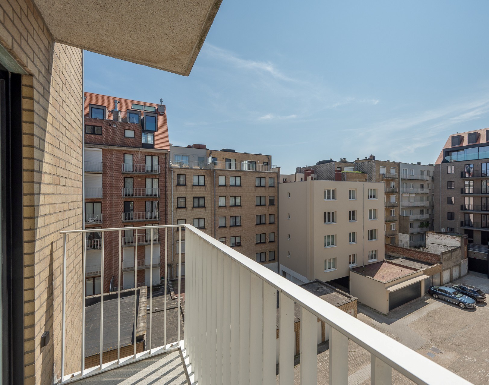 Luxueus gerenoveerd appartement met zeezicht in het Zoute. 