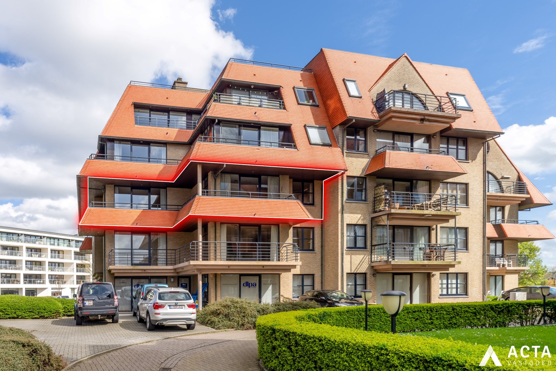 Instapklaar appartement met twee slaapkamers in Mariakerke 