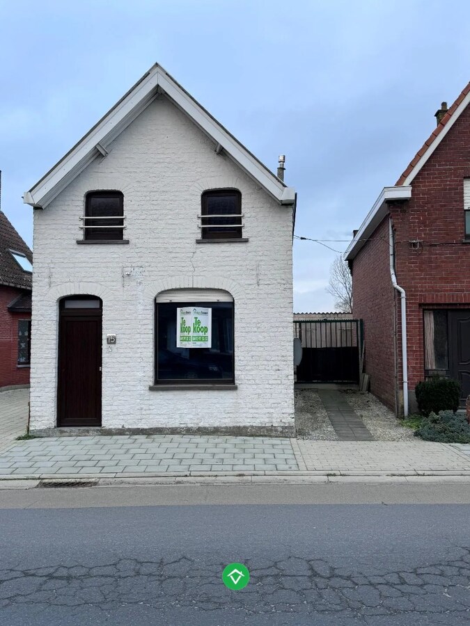 Woning met garage te Eernegem 