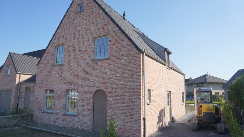 Nieuwbouw halfopen bebouwing met 3 slaapkamers in Lotenhulle 