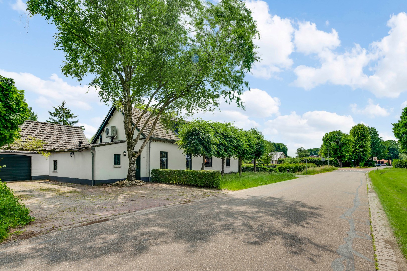 Woonboerderij te koop in Ospel