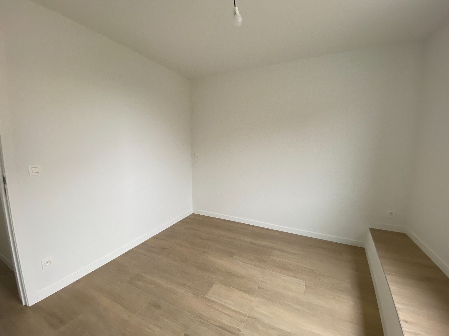 Nieuwbouw appartement met 2 slaapkamers en terras 