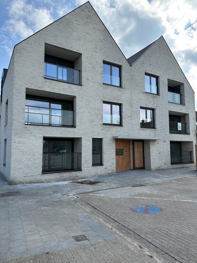 Nieuwbouwappartement met 2 slaapkamers en carport te Ramskappele Nieuwpoort 