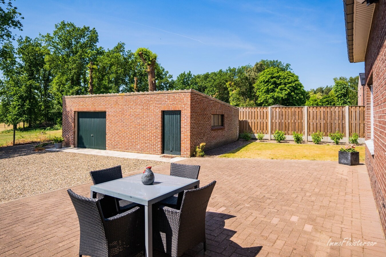 Charming house with stable and land of approximately 1.63 hectares in Opglabbeek (Oudsbergen) 