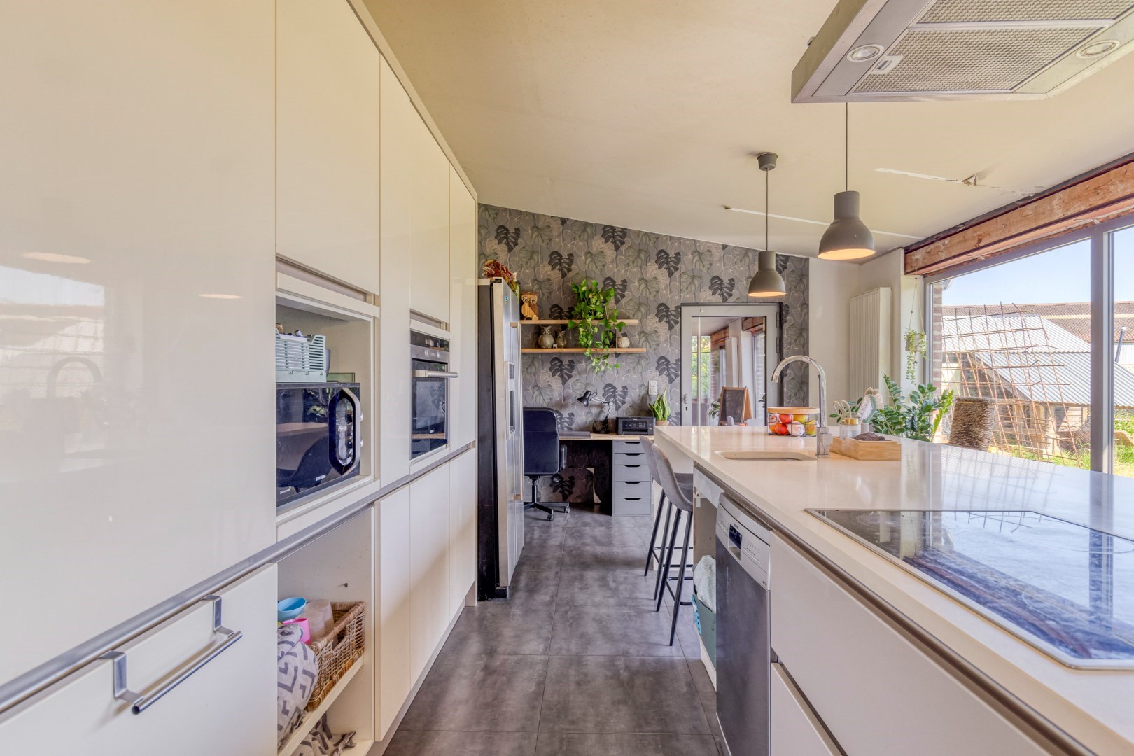 Goed gelegen open bebouwing met 4 slaapkamers en tuin in Kerkom - EPC 540 kWh/m&#178; - bewoonbare oppervlakte 238  m&#178; 