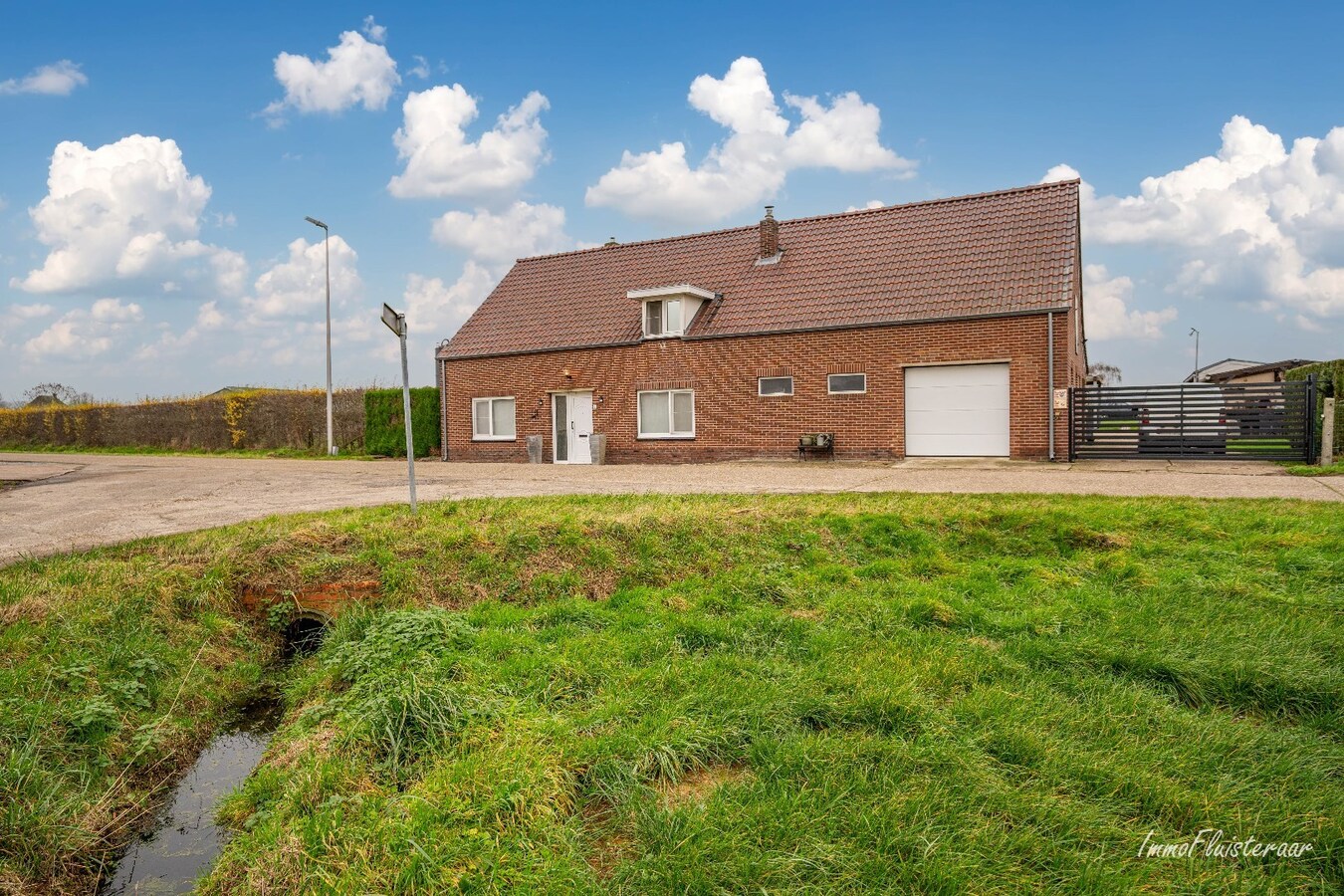 Instapklare hoevewoning met stallen op ca. 45 are te Kinrooi 