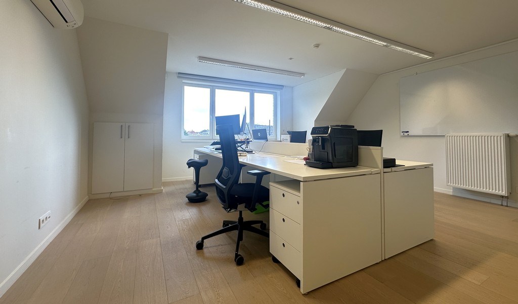 Full-service kantoren in bedrijvencentrum d'Office te Waregem