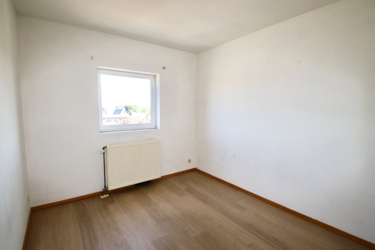 Instapklaar 2slaapkamer appartement te Zelzate! 