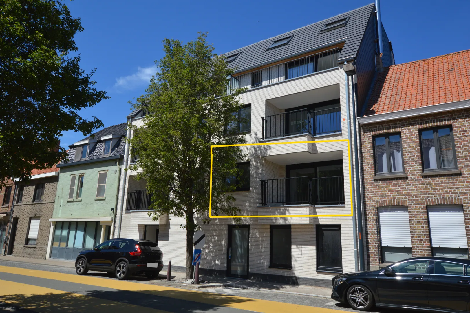 Nieuwbouw appartement te huur met twee slaapkamers en inpandige garage