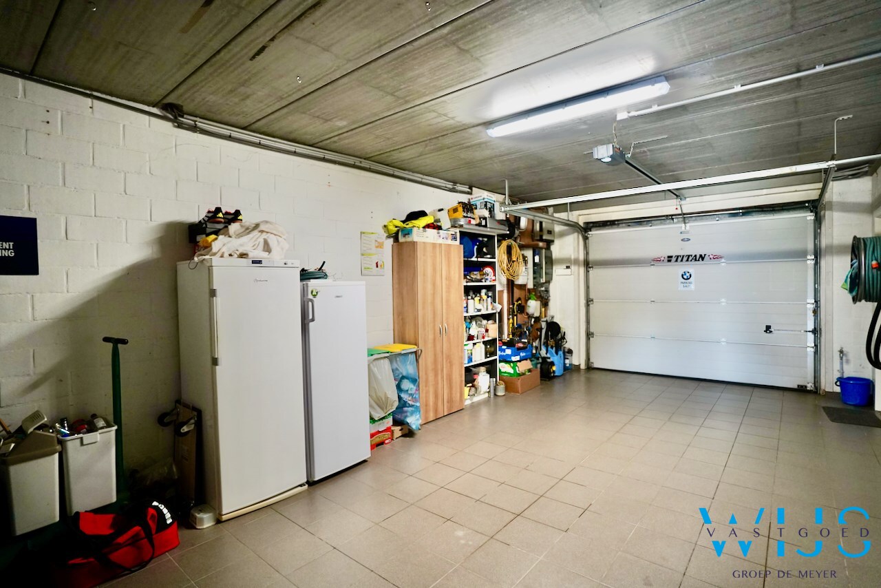 Schitterende gezinswoning op 835 m&#178; te Knesselare 