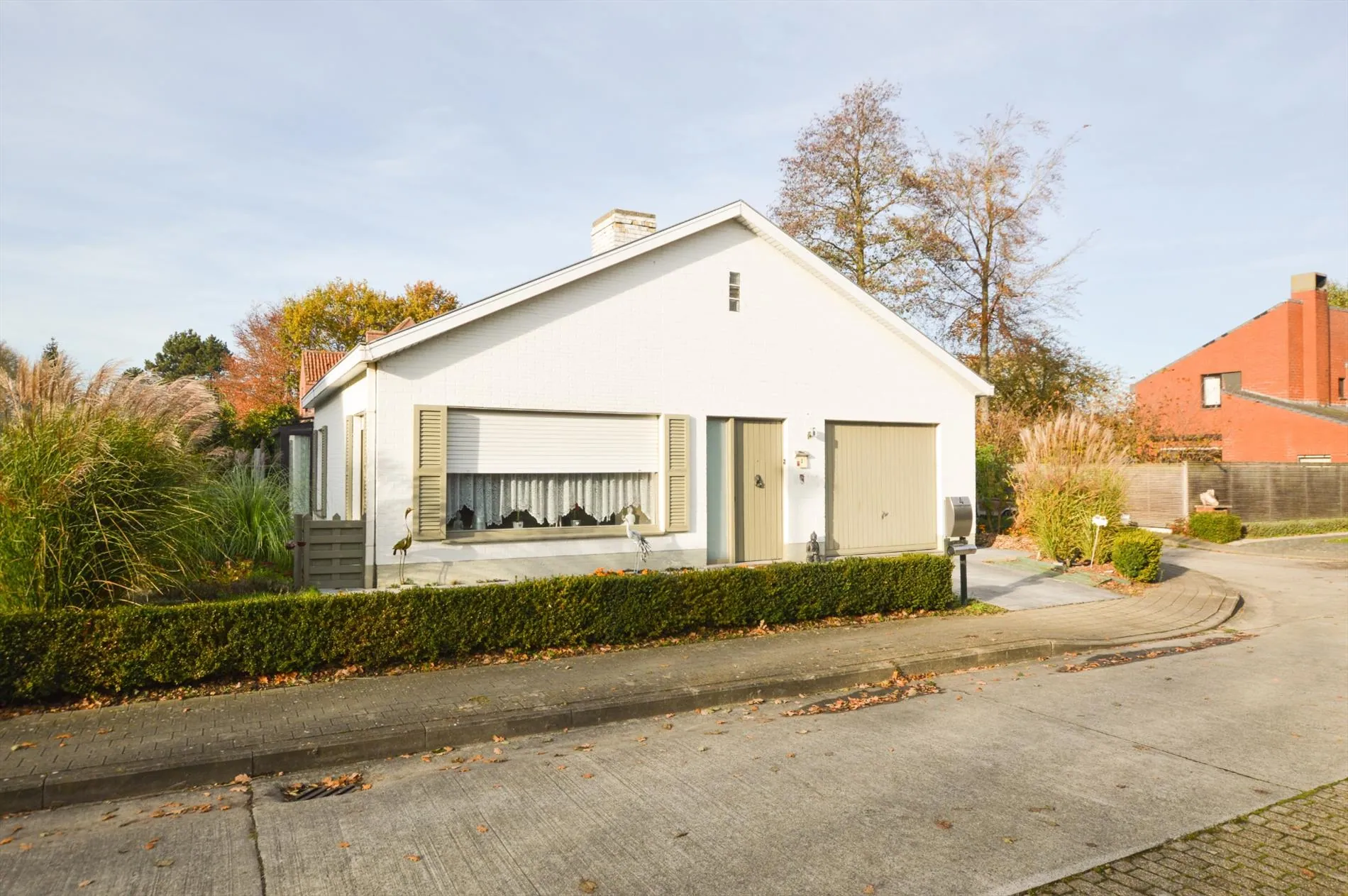 Ontdek deze gerenoveerde alleenstaande woning in Torhout! 