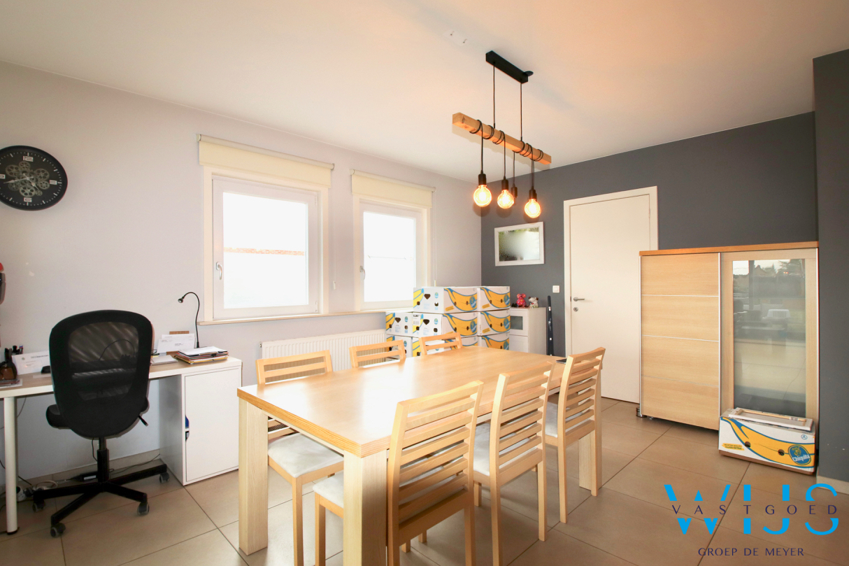 Instapklaar woonhuis met 3 slaapkamers &amp; tuin te ERTVELDE ! 