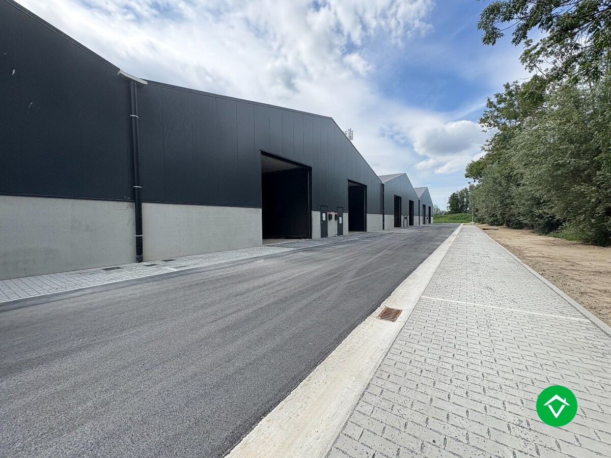 Te koop: Nieuwe KMO-units in Kortemark 
