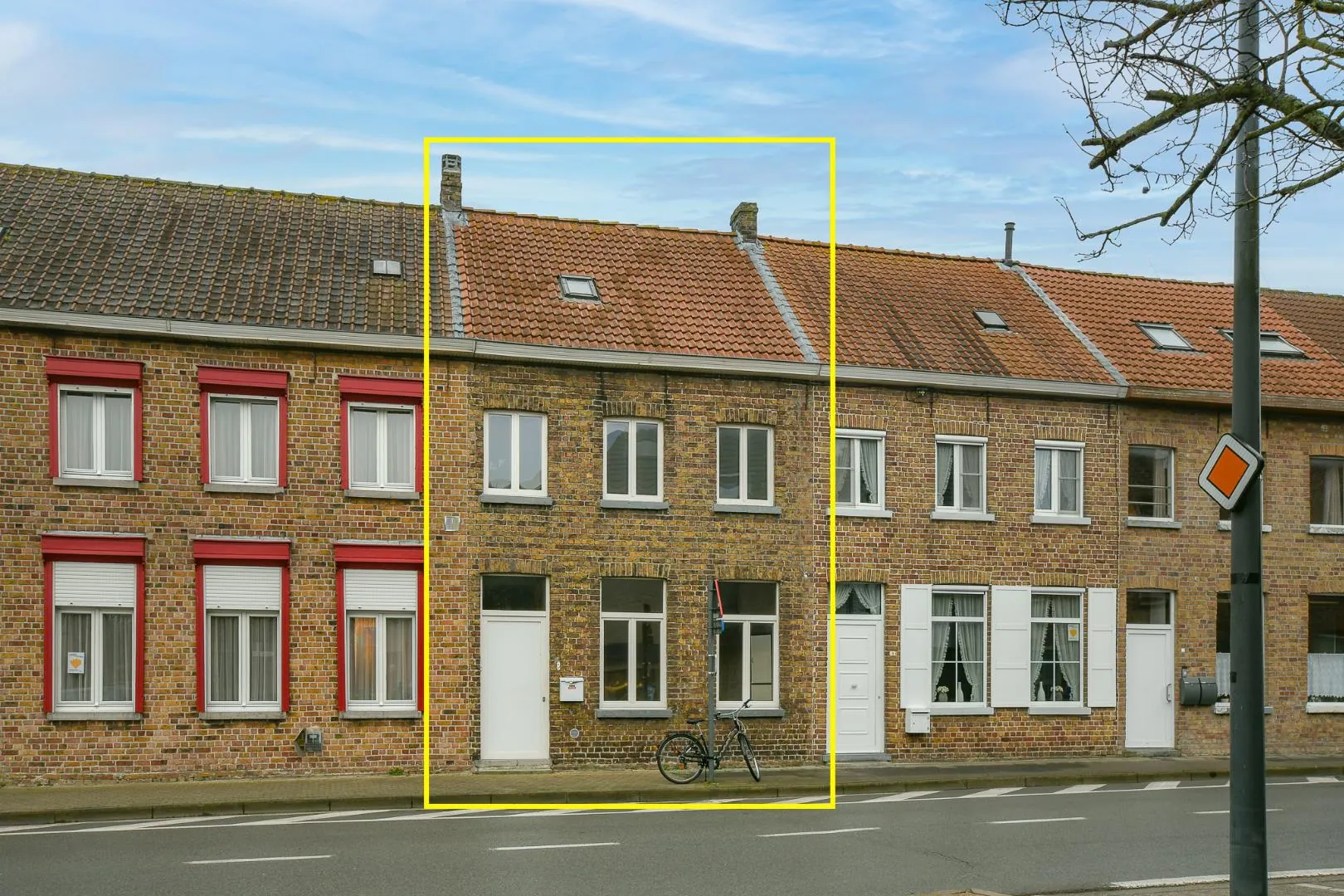 Karaktervolle burgerwoning te Oudenburg met stadstuin