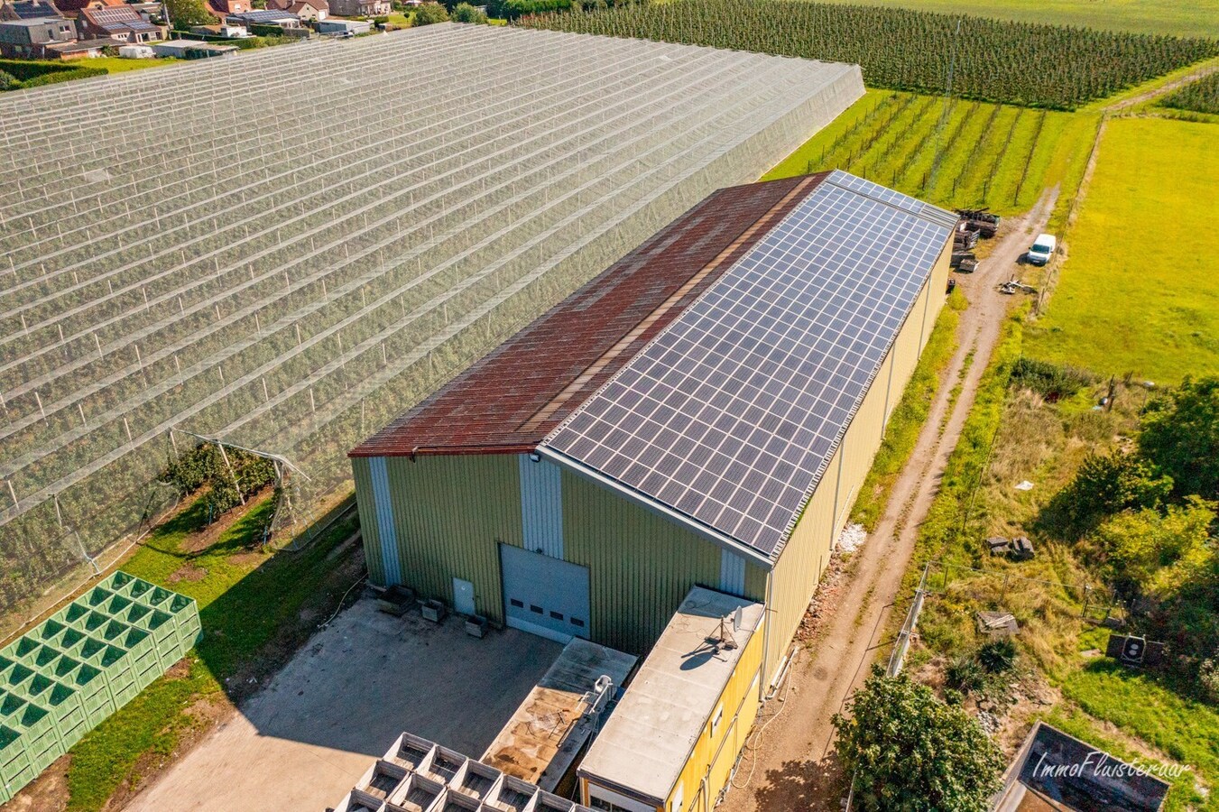 Bouwgrond met loods op ca. 54 are te Herk-de-Stad 