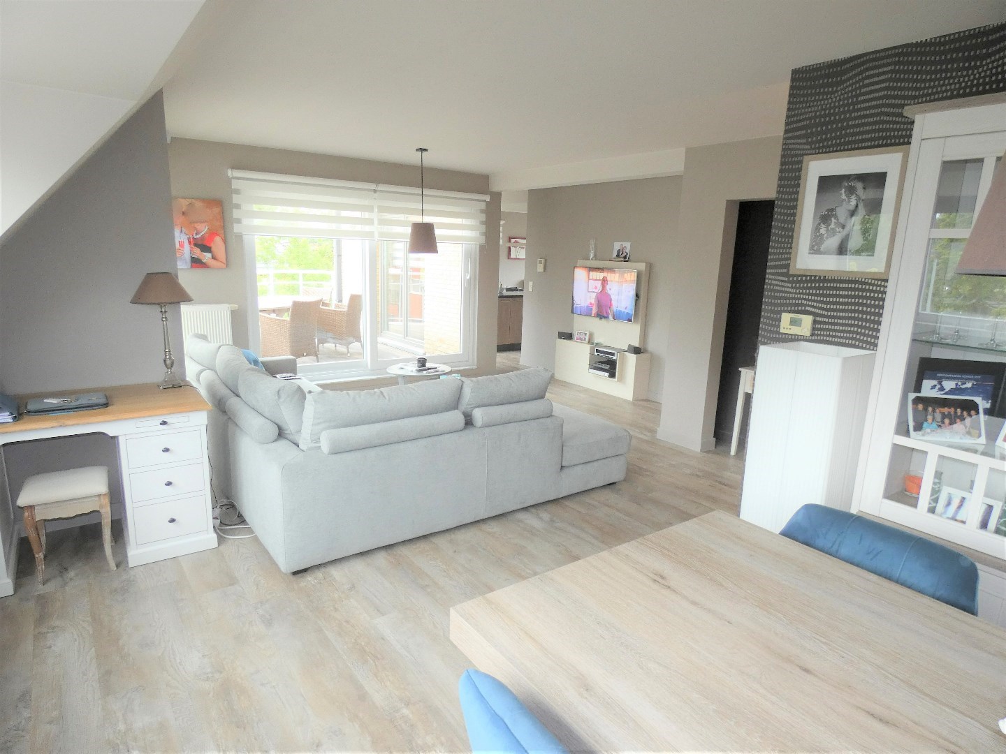 Appartement (104 m&#178;) met 2 slpk, 2 terrassen en garage, Eernegem. 