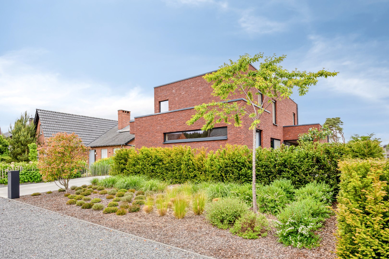 Energiezuinige gezinswoning met magazijn op ruim perceel van 10a 78ca in Balen-Hulsen 