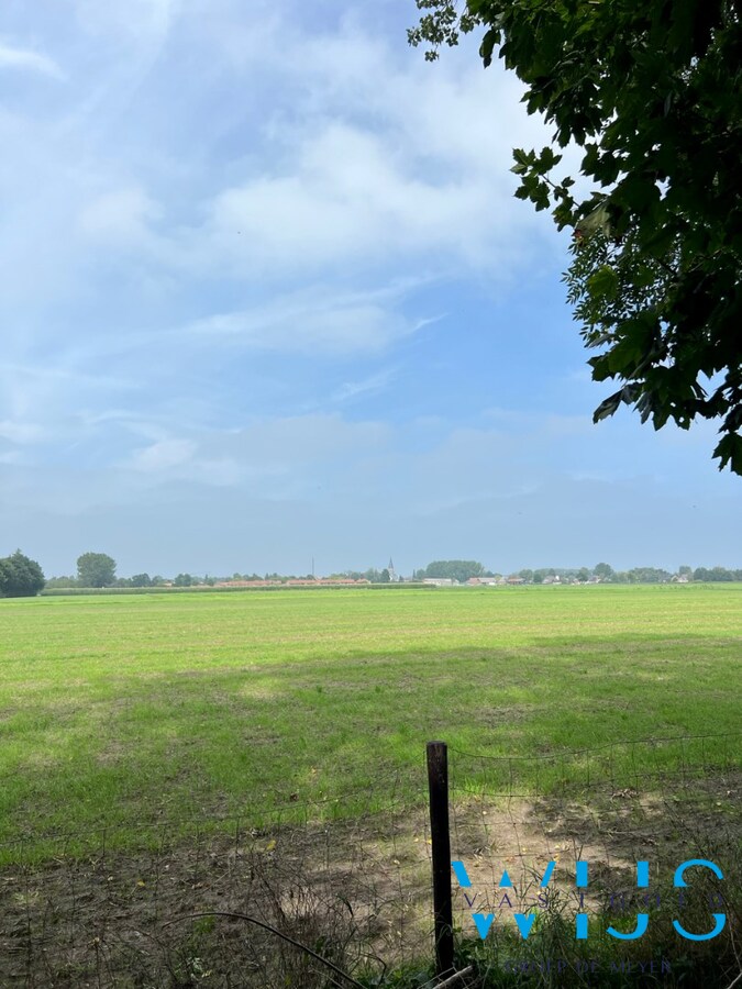 Idyllisch gelegen hoeve op 6.802 m&#178; te ASSENEDE ! 