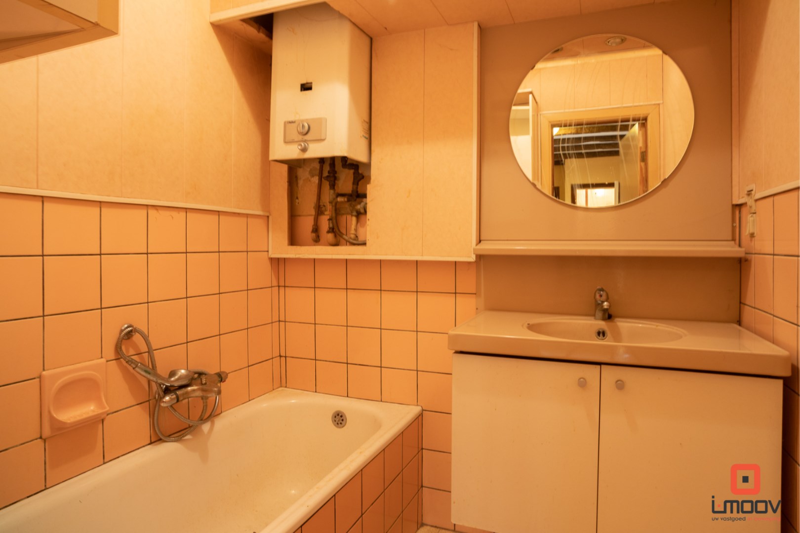BUITENKANS! Vergund, te renoveren appartementsgebouw met 3 entiteiten 
