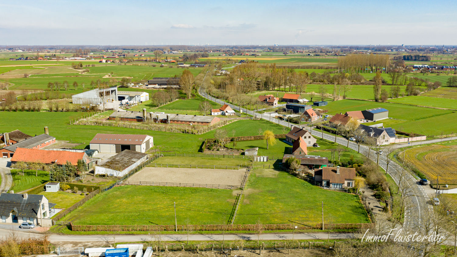 Charmante woning met bijgebouw en aanpalende weides op 7.240m&#178;. 