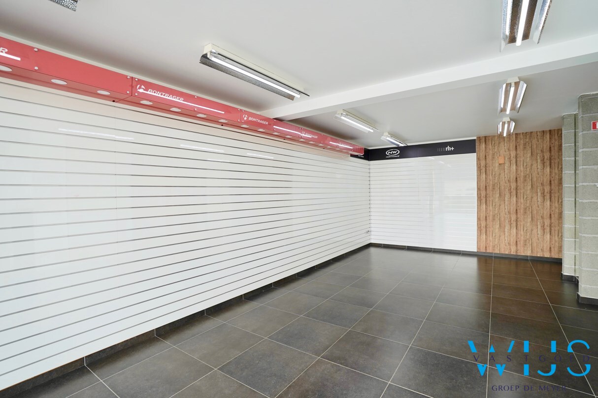 Woning met 2 loodsen  te ERTVELDE ! 