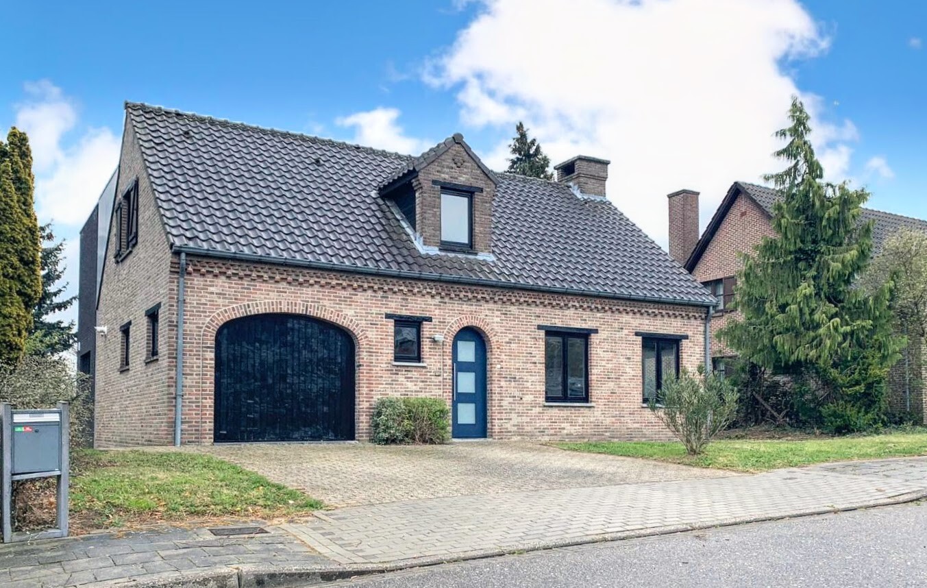 Royale, residentieel gelegen woning op 800 m&#178; met panoramisch zicht 