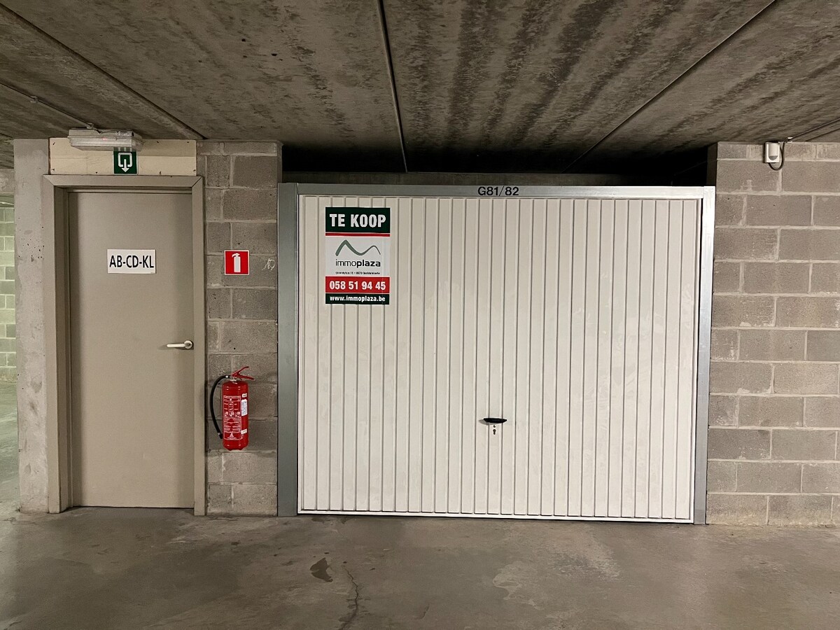 Goed gelegen dubbele garagebox Oostuinkerke-Bad 