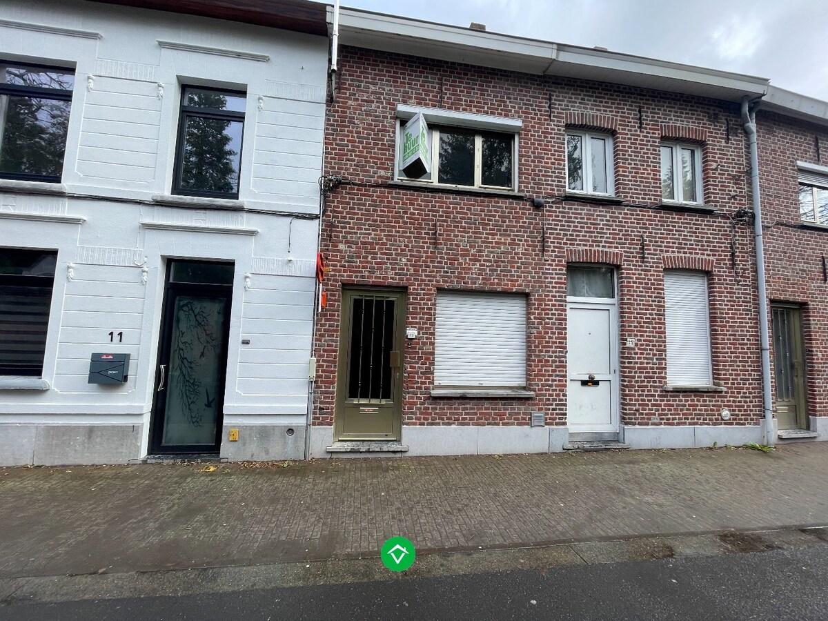 Rijwoning met 2 slaapkamers en garage - GEEN tuin 