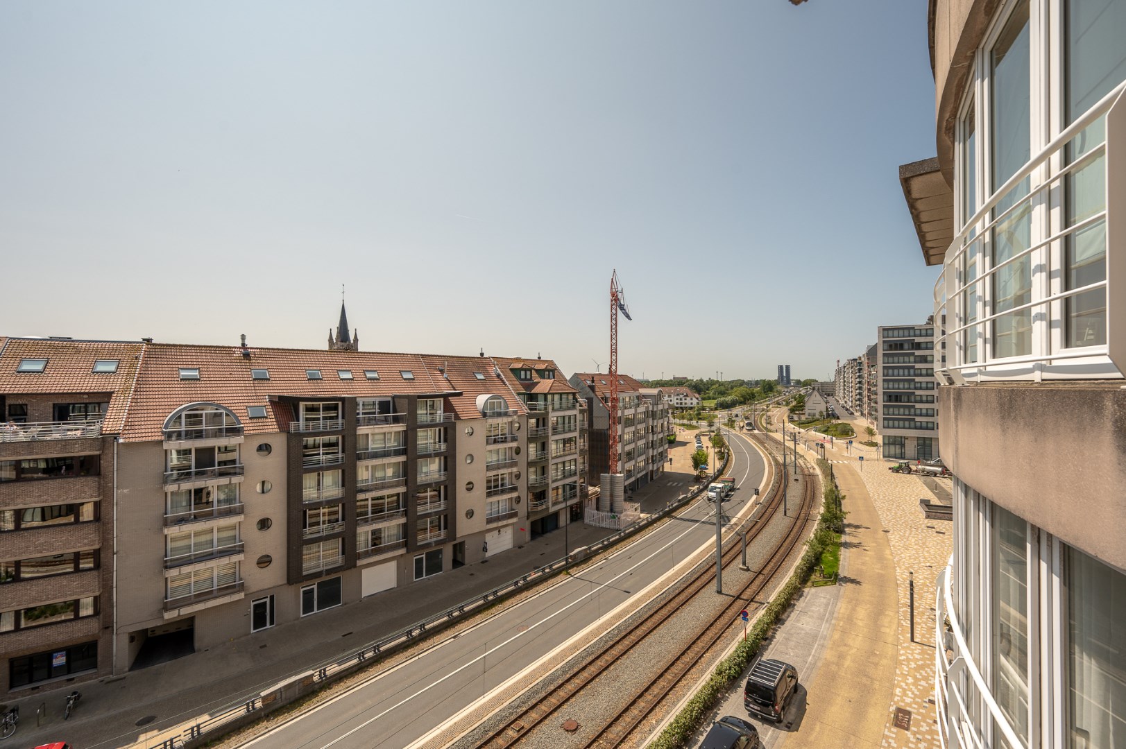 Instapklaar appartement met 2 slaapkamers en zonneterras 