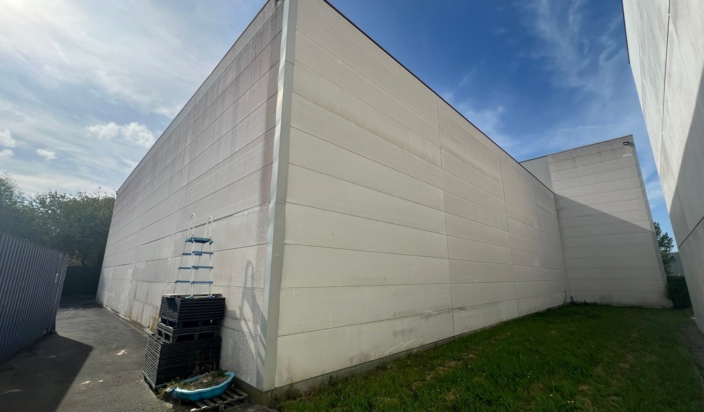 Magazijn te huur vlakbij E34 en A11 in Knokke-Heist