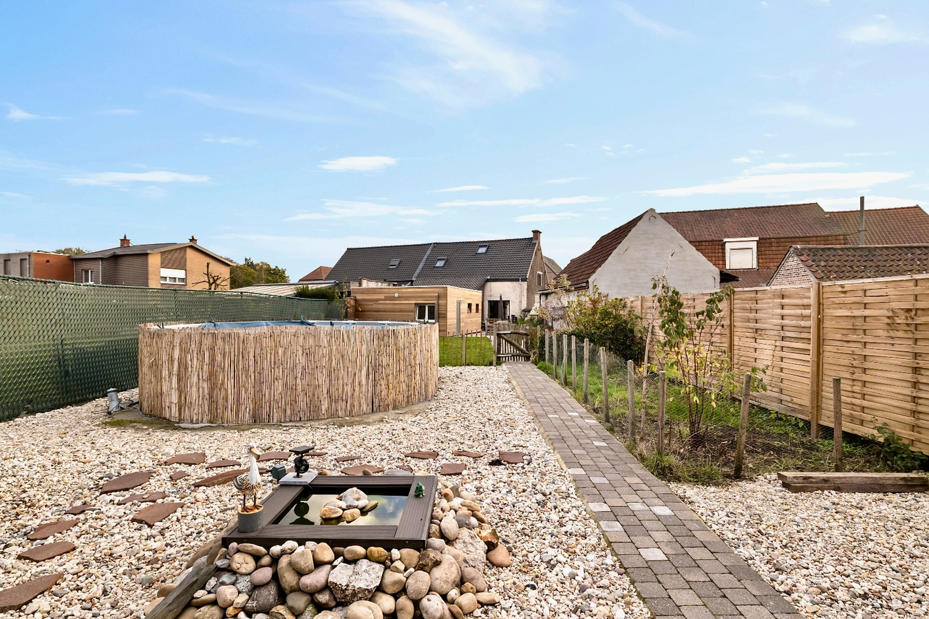 Energiezuinige woning met 22 zonnepanelen, 3slpk en tuin in Sint-Kruis-Winkel 
