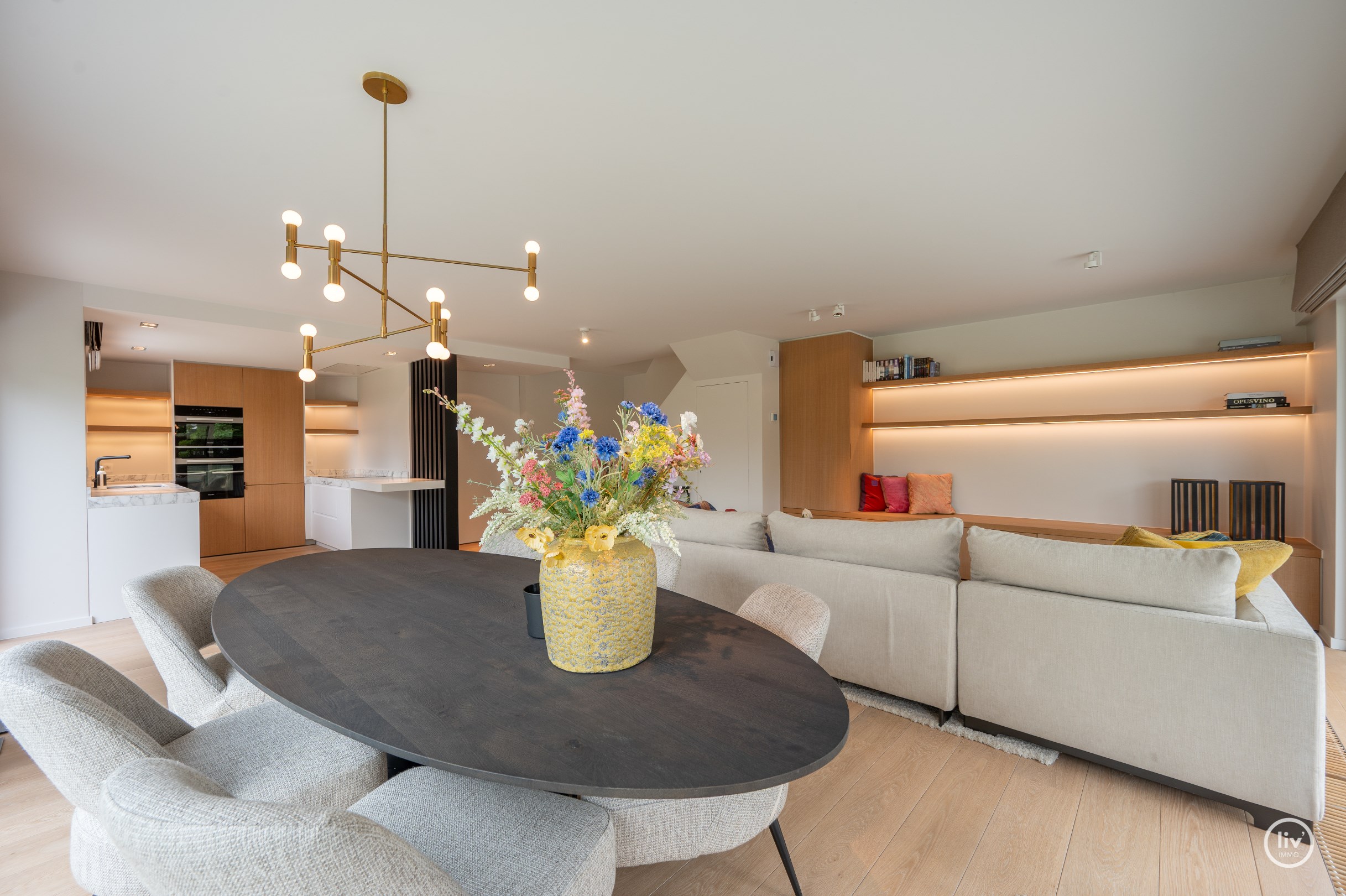 Magnifiek tuinappartement met zonovergoten tuin in het hart van het Zoute. 