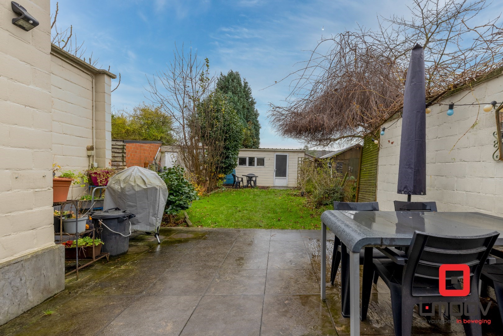 Charmante rijwoning met grote tuin en 4 slaapkamers 