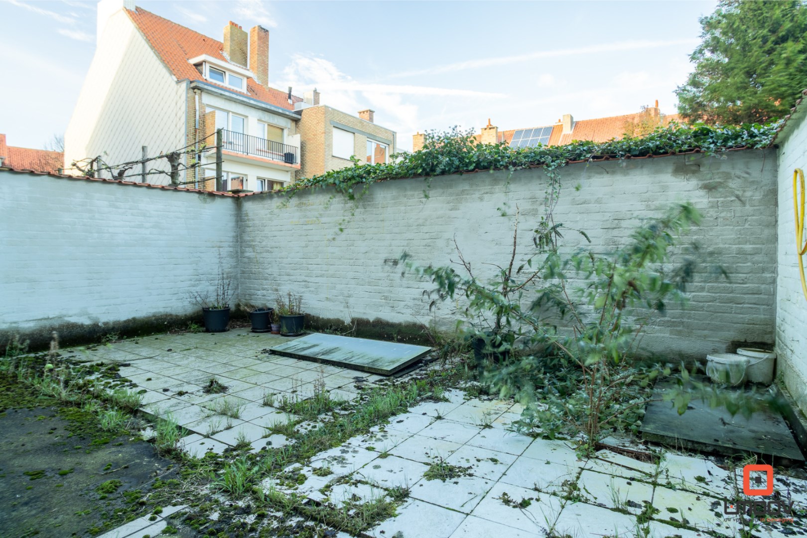 BUITENKANS! Vergund, te renoveren appartementsgebouw met 3 entiteiten 
