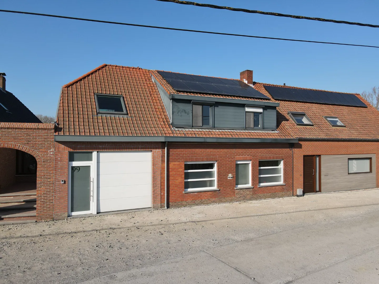 Instapklare woning op 1110 m² met 4 slaapkamers en grote tuin in Kortemark
