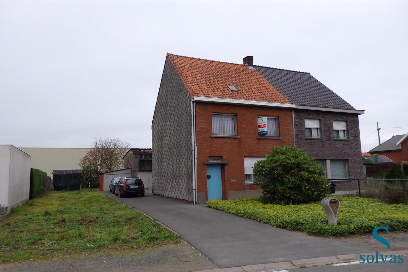 Woning te renoveren in Meulebeke! 