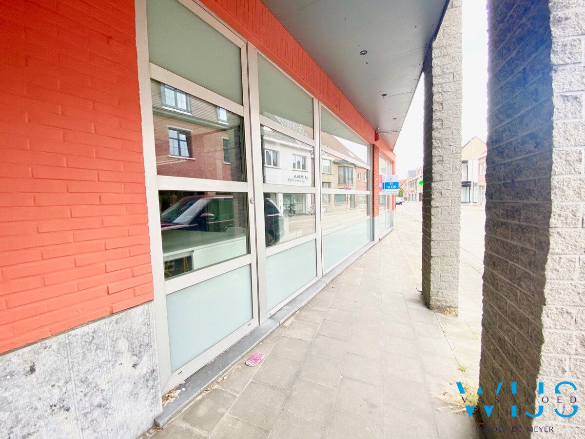 Multifunctionele kantoorruimte te centrum SLEIDINGE! 