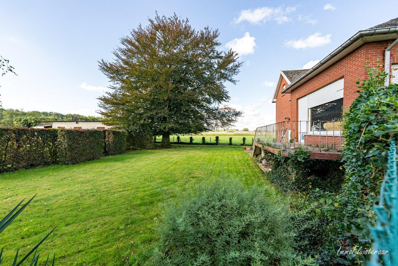 Maison &#224; r&#233;nover avec des &#233;curies et un pr&#233; de 4 153 m2 &#224; Morkhoven 